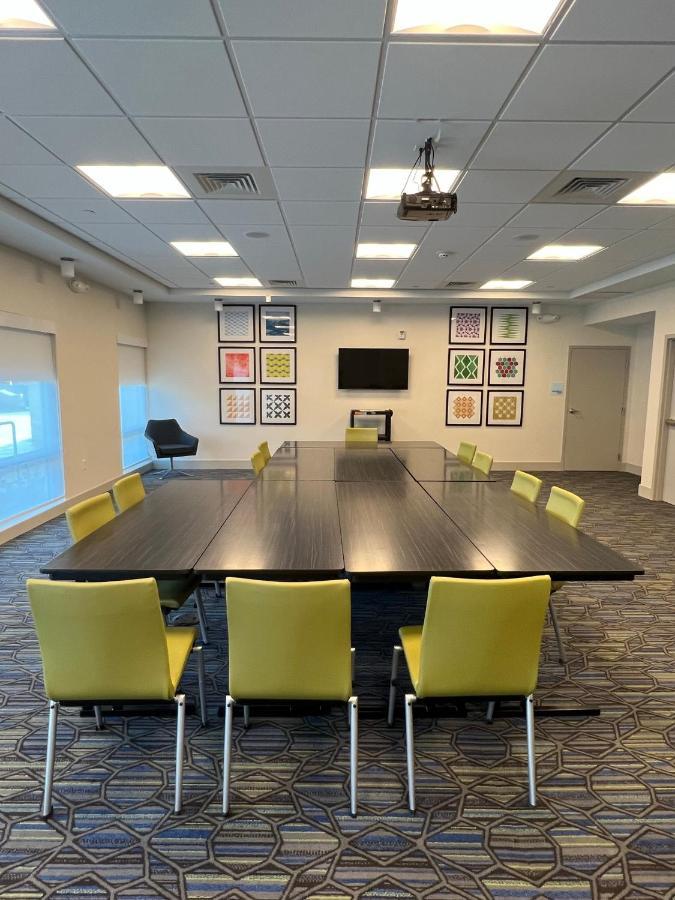 Holiday Inn Express & Suites - Ukiah By Ihg Extérieur photo