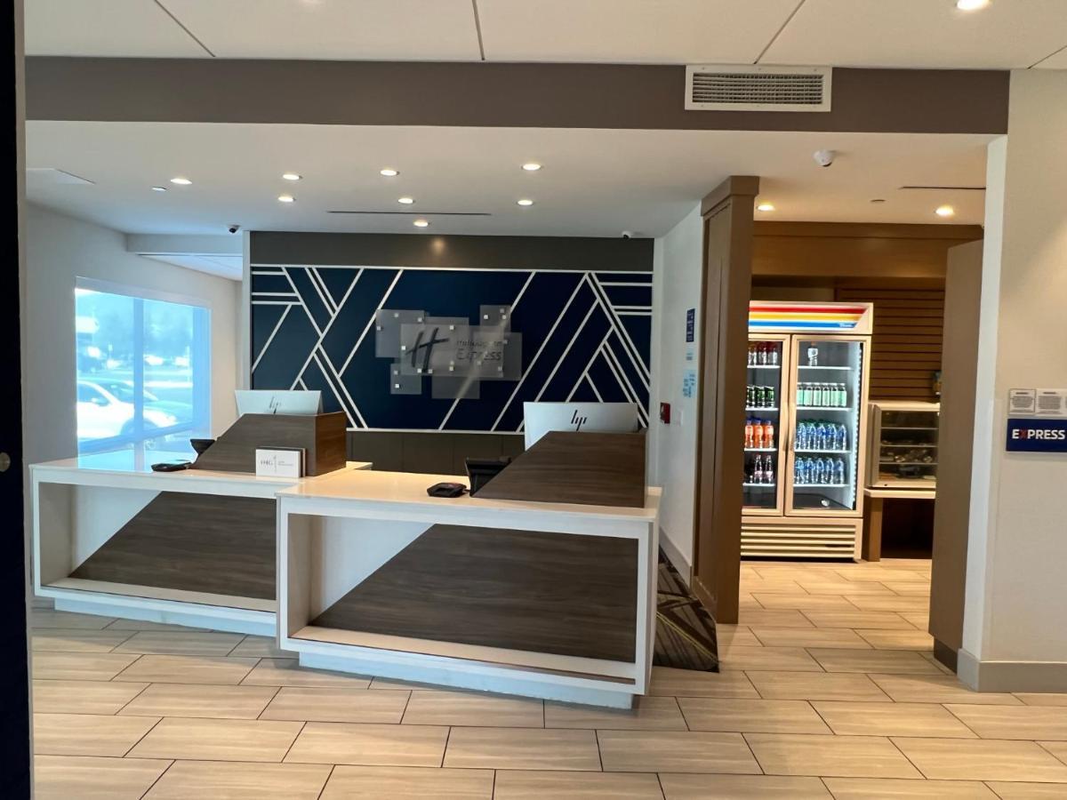Holiday Inn Express & Suites - Ukiah By Ihg Extérieur photo