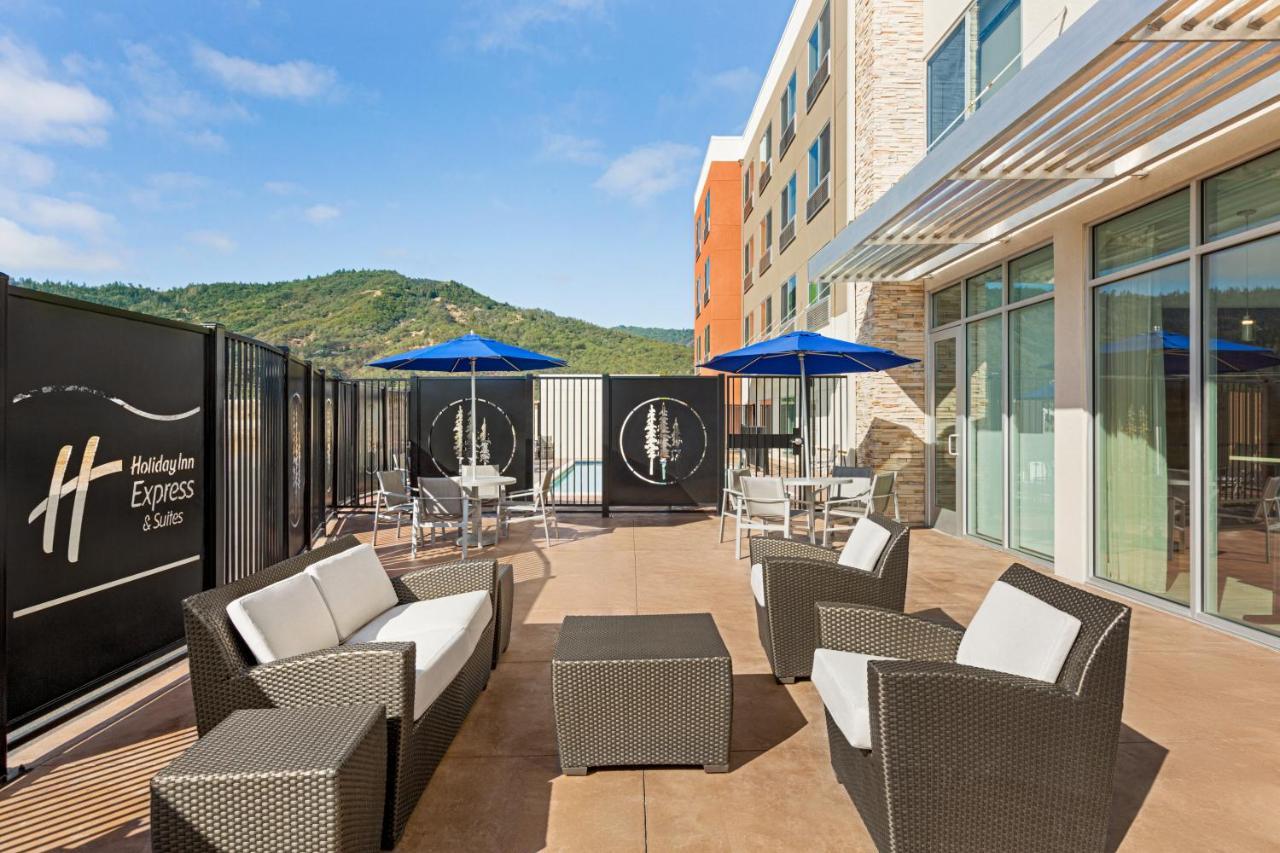 Holiday Inn Express & Suites - Ukiah By Ihg Extérieur photo