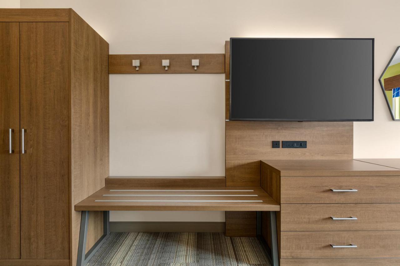 Holiday Inn Express & Suites - Ukiah By Ihg Extérieur photo