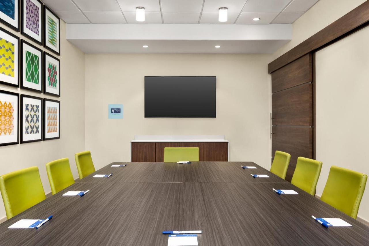 Holiday Inn Express & Suites - Ukiah By Ihg Extérieur photo